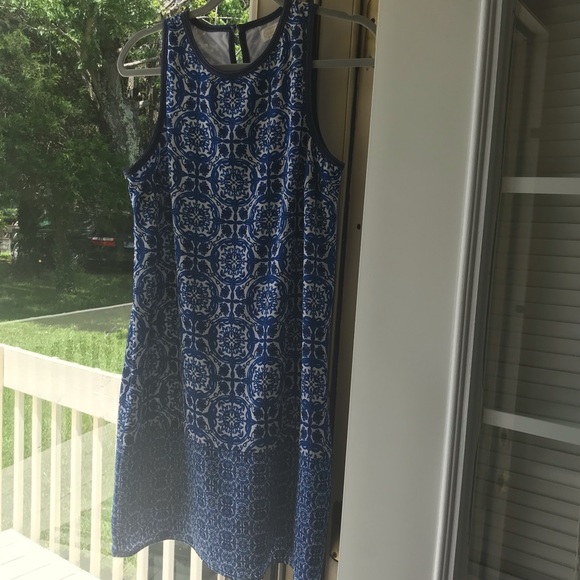 Mud Pie Blue and White Shift Dress - Picture 4 of 8